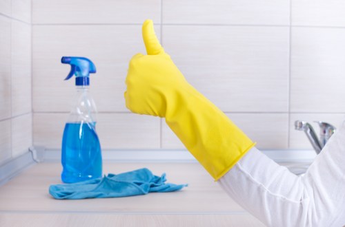Move out cleaning preparation for a property handover in SE13